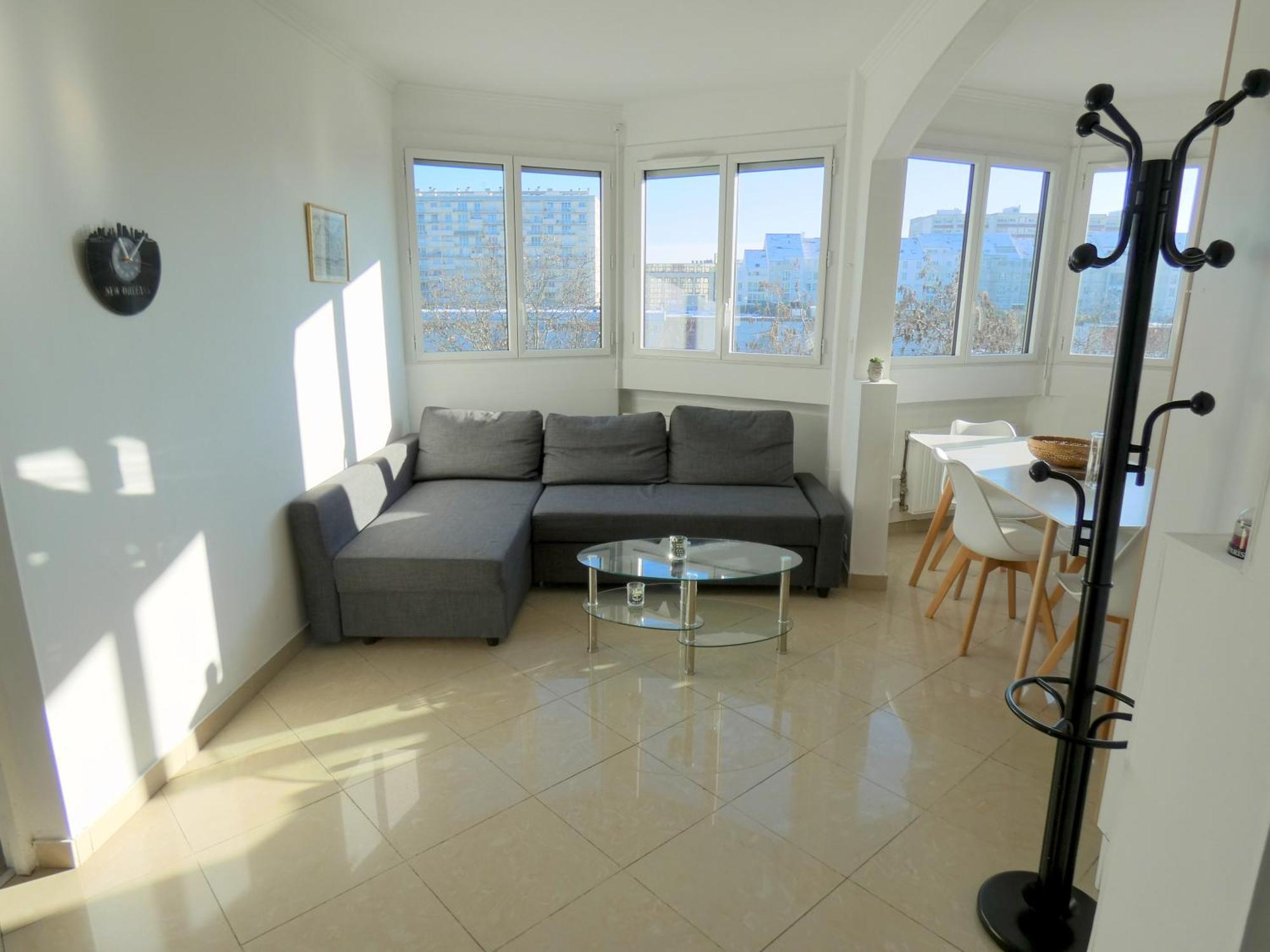 Apartmán 37M2 Lumineux Face Gare Sncf, Wifi Et Cafe Et The Offerts Orléans Exteriér fotografie